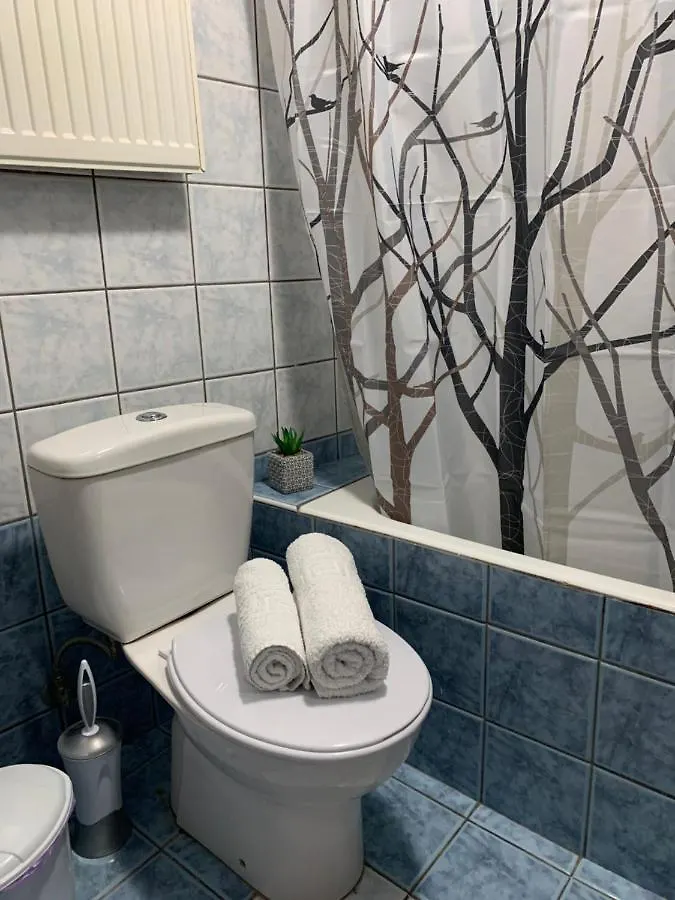 הרקליון George Airport Apartments