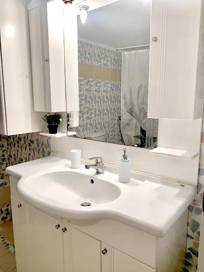 הרקליון George Airport Apartments 0*,  יוון