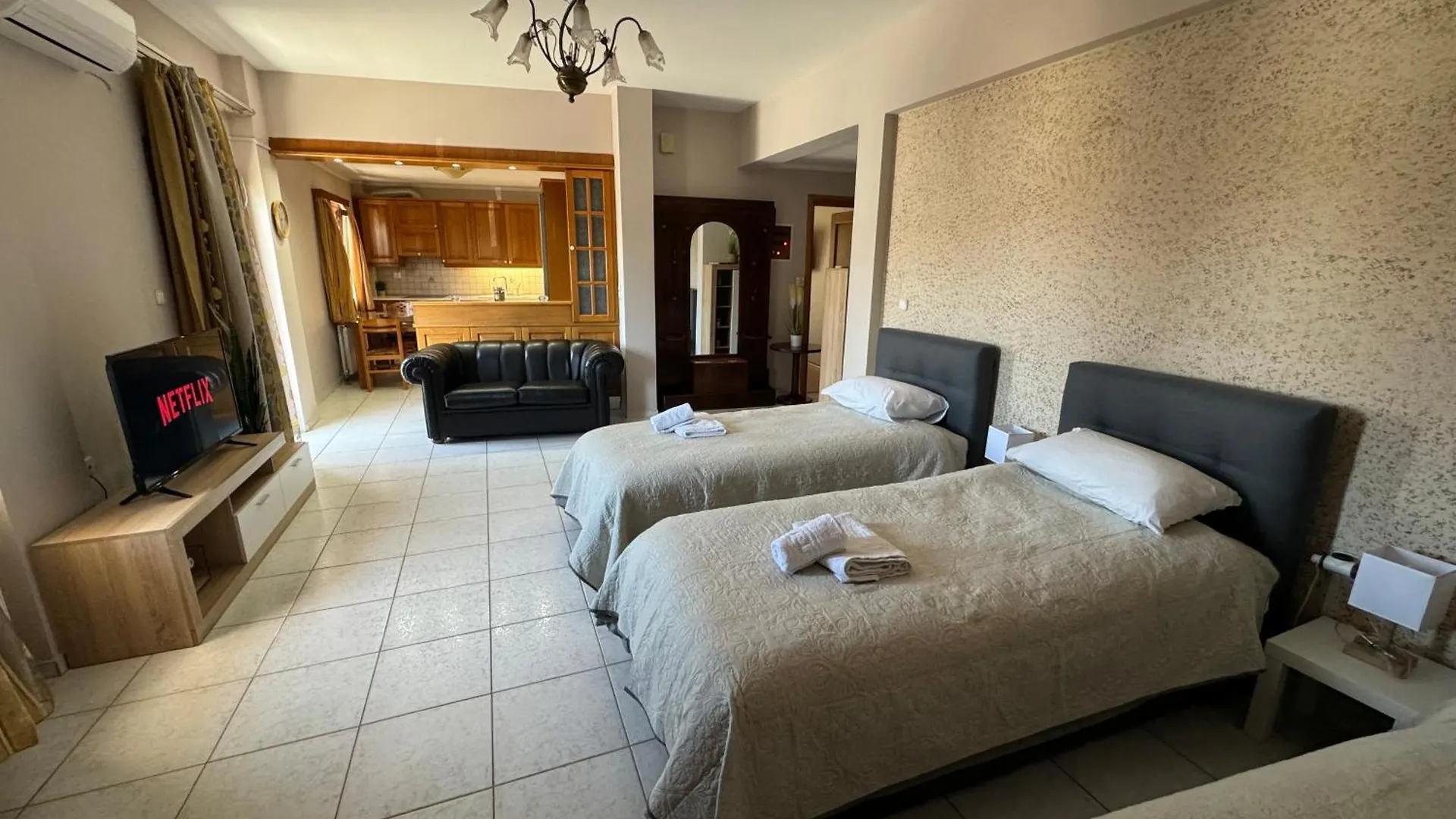 הרקליון George Airport Apartments 0*,  יוון