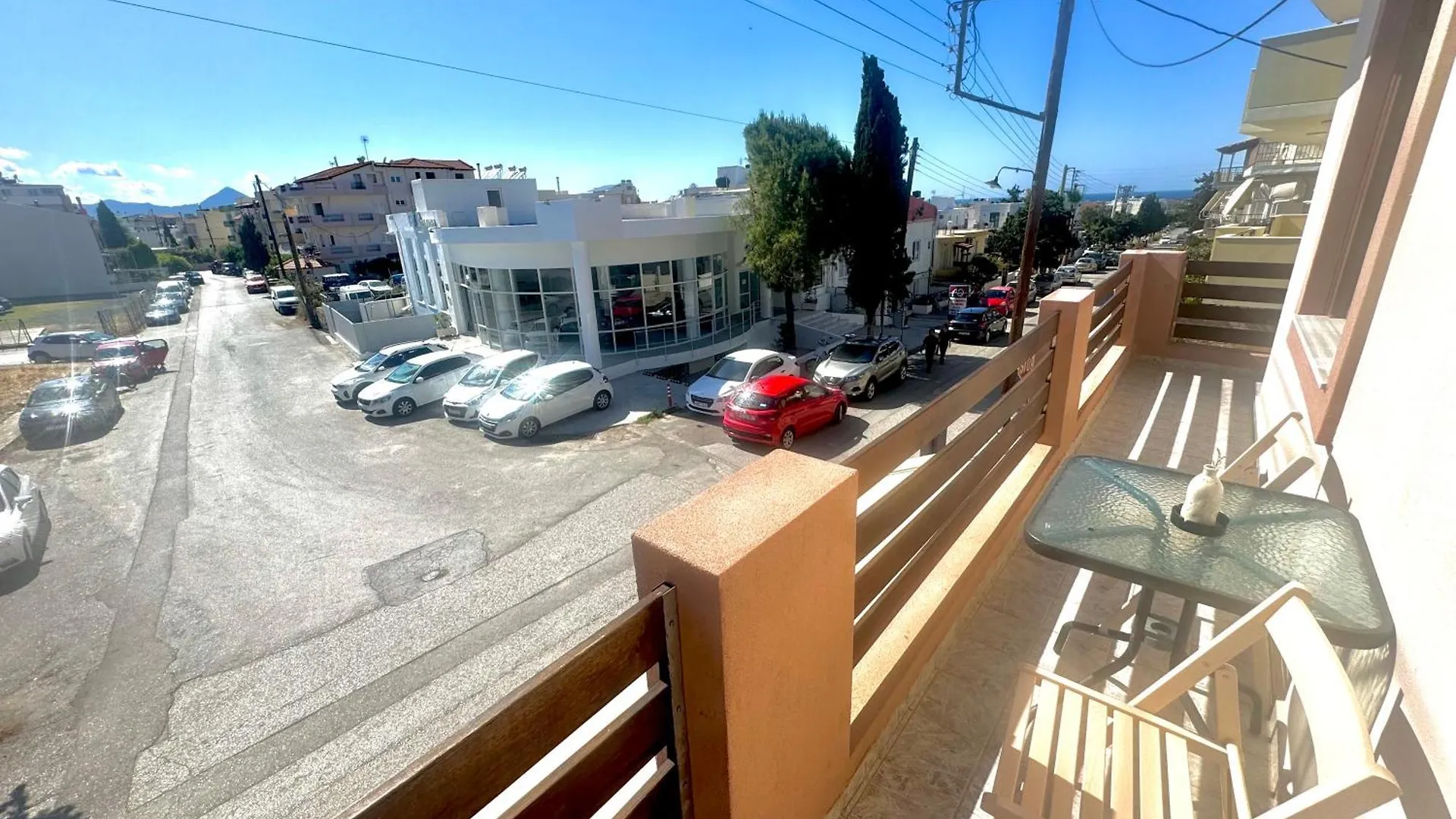 הרקליון George Airport Apartments