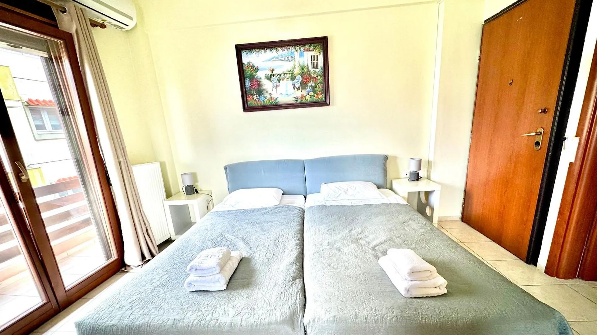 הרקליון George Airport Apartments