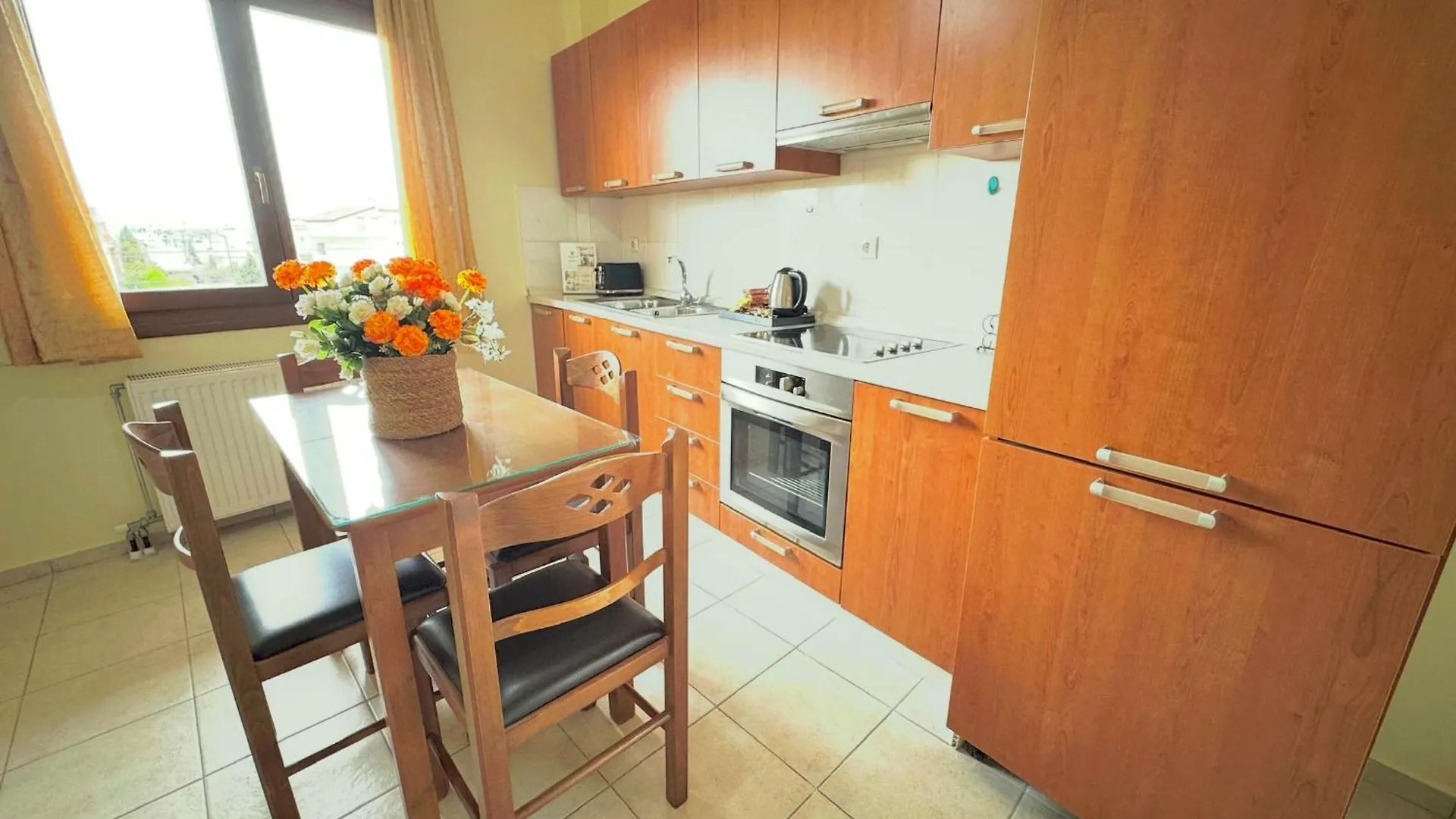 הרקליון George Airport Apartments