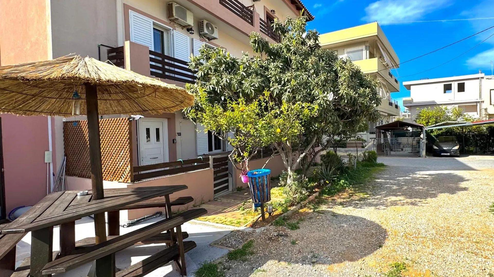 הרקליון George Airport Apartments יוון