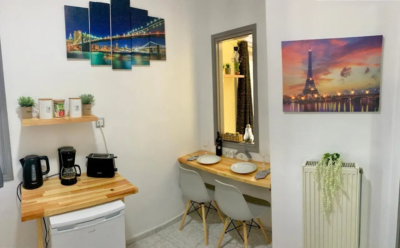 George Airport Apartments Iraklion